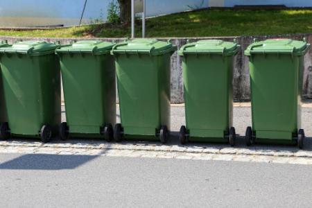 Trash Bin Cleaning & Sanitation